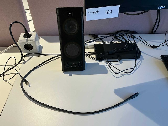 Dell p2415h monitor met dockingstation (2x) - afbeelding 3 van  6