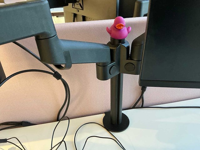 Dell p2415h monitor met dockingstation (2x) - afbeelding 5 van  6