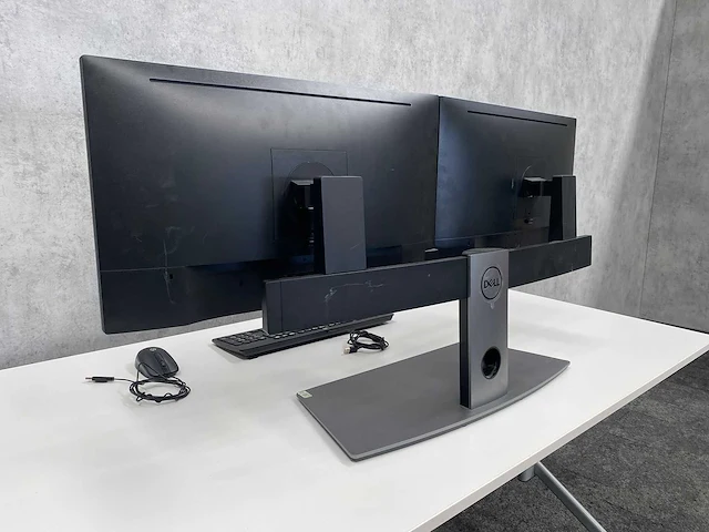 Dell p2417 - 24" ergonomische pc set - hdmi, displayport, vga - afbeelding 2 van  15