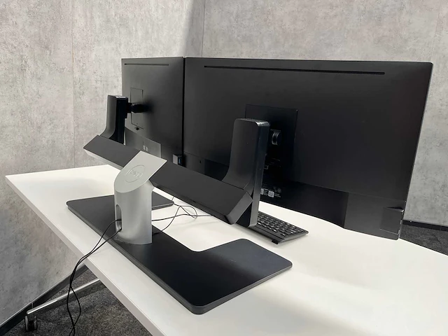 Dell p2417h - 24" ergonomische pc set - hdmi, displayport, vga - afbeelding 17 van  20