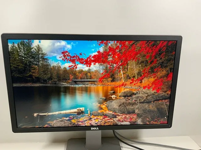 Dell (p2715q) 27", 3840x2160 (4k) led monitor - afbeelding 1 van  6