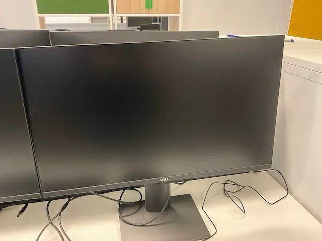 Dell p2719h 27” monitor met toetsenbord en muis - afbeelding 2 van  6