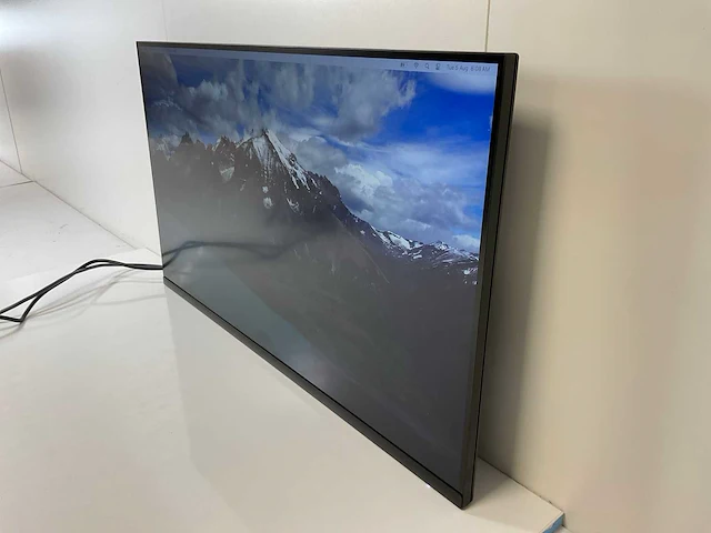 Dell (p3223qe) 32”, 3840x2160 (uhd) ips monitor - afbeelding 2 van  6