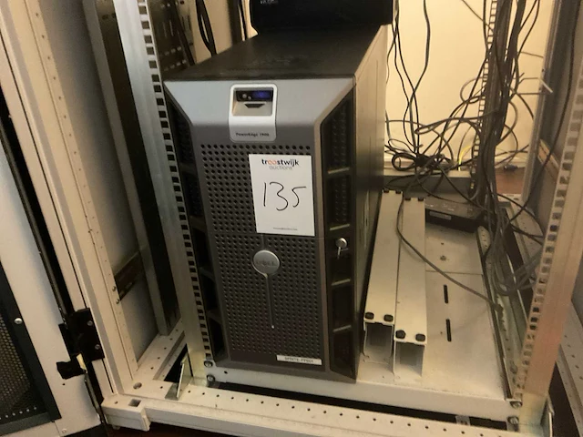 Dell poweredge 1900 server - afbeelding 1 van  5