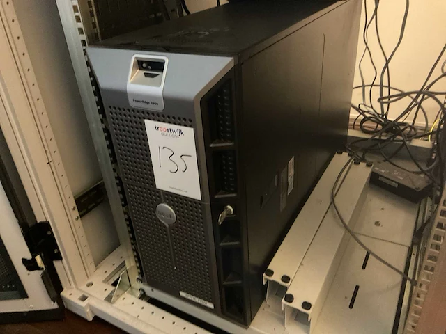 Dell poweredge 1900 server - afbeelding 2 van  5