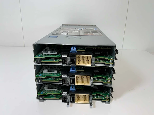 Dell poweredge m630, 2x xeon(r) e5-2697 v4, 16x 16 gb ram, no hdd blade servers (3x) - afbeelding 9 van  12