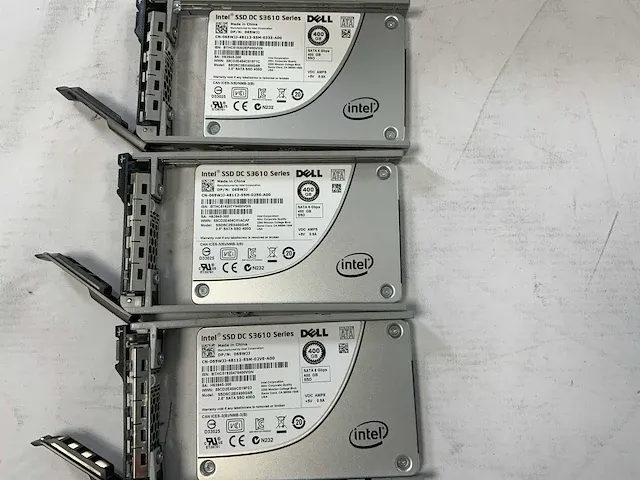 Dell poweredge r370xd, 2x xeon(r) e5-2650l v3, 8x 16 gb ram, 4x 300 gb sas (st300mp0005), 6x 400 gb sas (ssdsc2bx400g4r), 6x 600 gb sas (al13sxb600n), 6x 1 tb sas (st91000640ss) rack mount chassis - afbeelding 3 van  17