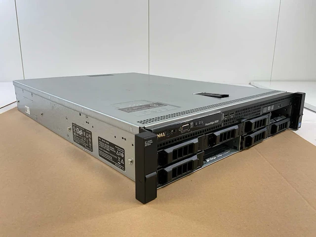 Dell poweredge r520, 2x xeon(r) e5-2420, 8x 8 gb ram, 1x 3.84 tb nvme(mz1lb3t8hmla-00007) rack mount chassis - afbeelding 3 van  8