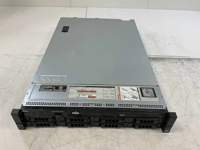 Dell poweredge r720, 2x xeon(r) e5 - 2670 0, 24x 16 gb ram, no hdd rack mount chassis - afbeelding 2 van  9