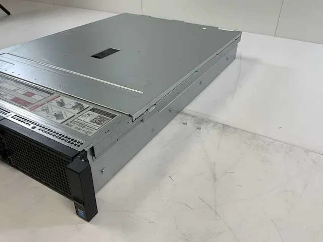 Dell poweredge r730, 2x xeon(r) e5-2690 v3, 24x 16 gb ram, 2x 120 gb ssd (ssdsc2bb120g4r) rack mount chassis - afbeelding 4 van  11