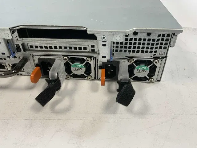 Dell poweredge r730, 2x xeon(r) e5-2690 v3, 24x 16 gb ram, 2x 120 gb ssd (ssdsc2bb120g4r) rack mount chassis - afbeelding 9 van  11