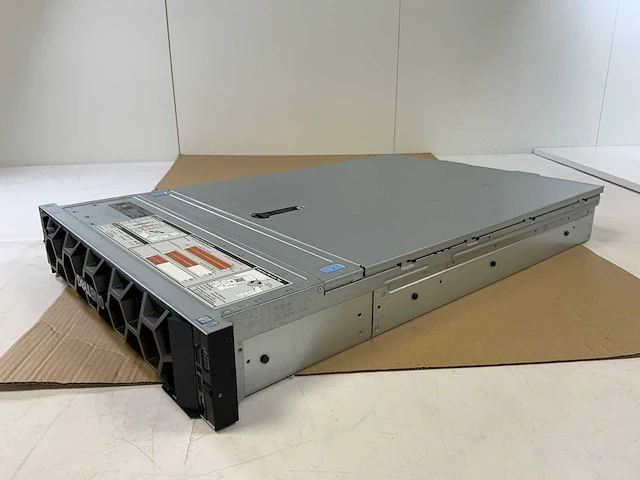 Dell poweredge r740, 2x xeon(r) gold 6144, 16x 32 gb ram (002c0632002c), no hdd rack mount chassis - afbeelding 3 van  8