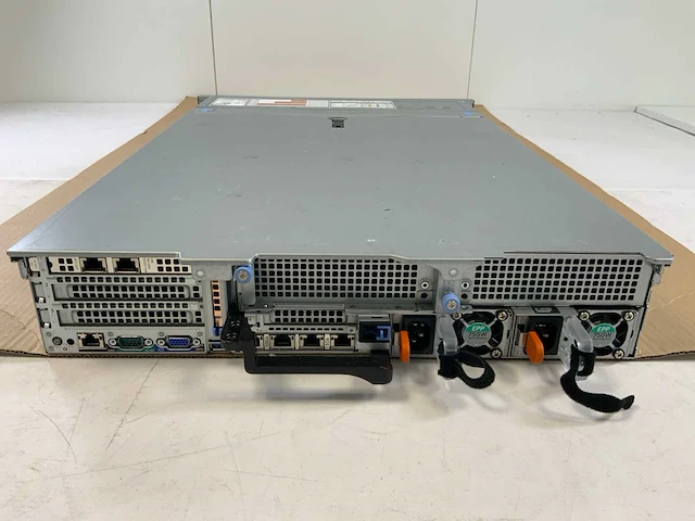 Dell poweredge r740, 2x xeon(r) gold 6144, 24x 32gb ram (002c0632002c), no hdd rack mount chassis - afbeelding 5 van  8