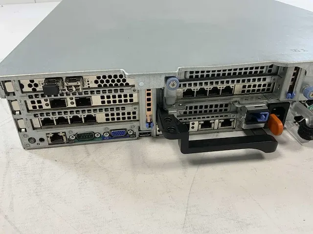 Dell poweredge r740, 2x xeon(r) silver 4114, 4x 32 gb ram, no hdd rack mount chassis - afbeelding 7 van  10
