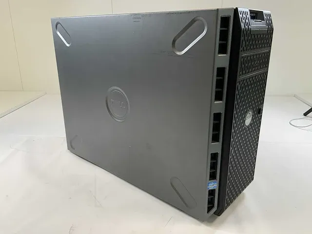 Dell poweredge t420, xeon(r) e5-2403 v2, 4 gb ram, 4x 1 tb hdd + 3x 600 gb hdd tower server - afbeelding 3 van  9