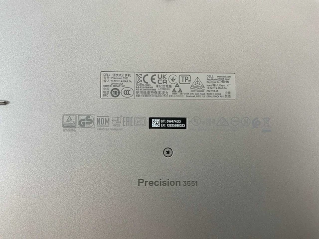 Dell precision 3551 15,5”, core(tm) i5 10th gen, 32 gb ram, no hdd, nvidia quadro p620 4 gb laptop - afbeelding 7 van  7