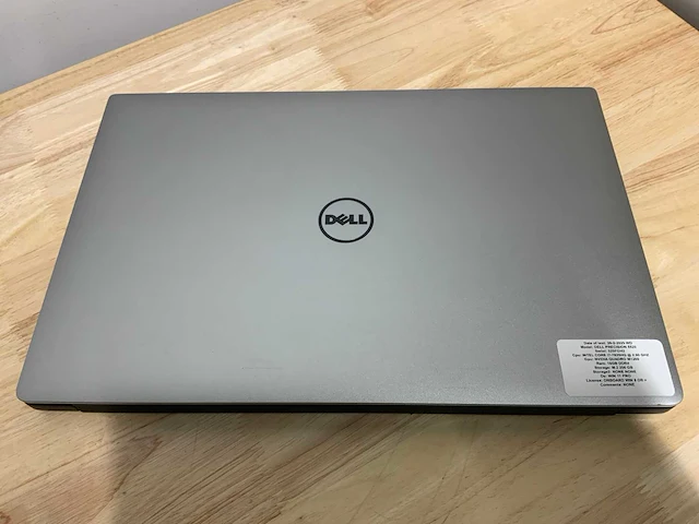 Dell precision 5520 laptop - afbeelding 4 van  8