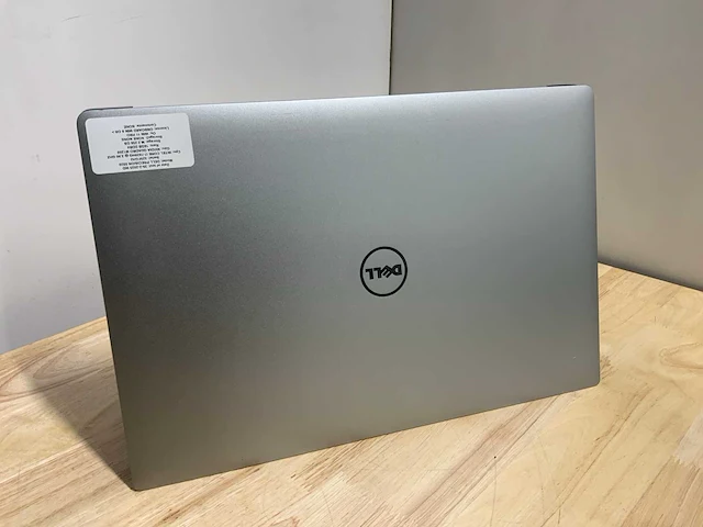 Dell precision 5520 laptop - afbeelding 8 van  8
