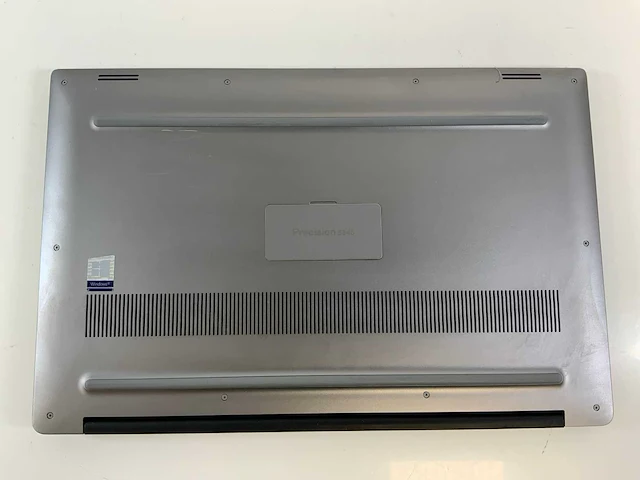 Dell precision 5540 15.5", core (tm) i7 9th gen, 32 gb ram, no hdd, nvidia quadro t2000 mobile 4 gb laptops (2x) - afbeelding 7 van  16