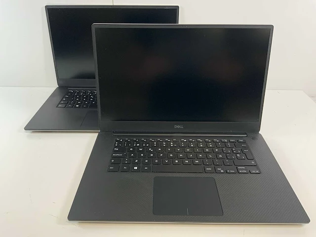 Dell precision 5540 15.5", core(tm) i7 9th gen, 16 gb ram, no hdd, nvidia quadro t2000 mobile 4 gb laptops (2x) - afbeelding 1 van  16