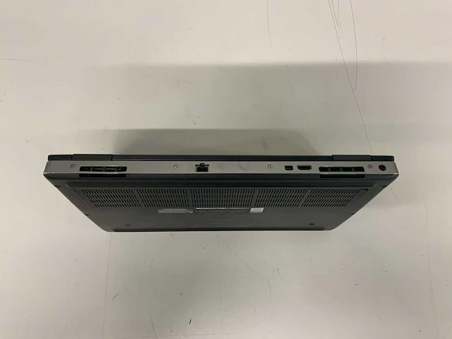 Dell precision 7530 (i7) laptop - afbeelding 8 van  9