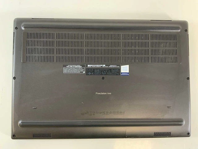 Dell precision 7540 15.5", core(tm) i7 9th gen, 64 gb ram, no hdd, nvidia quadro t2000 mobile 4 gb laptop - afbeelding 6 van  8
