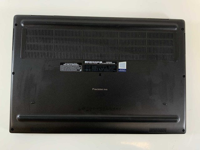 Dell precision 7540 15.5", core(tm) i7 9th gen, 64 gb ram, no hdd, nvidia quadro t2000 mobile 4 gb laptop - afbeelding 6 van  7