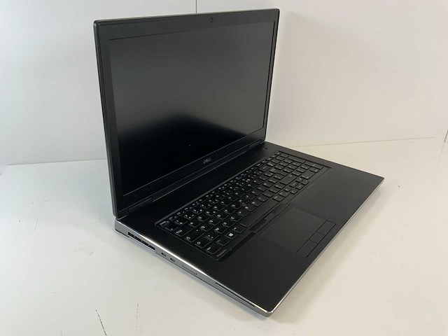 Dell precision 7730 18", core(tm) i7 8th gen, 64 gb ram, 512 gb nvme, nvidia quadro p5200 mobile 16 gb laptop - afbeelding 2 van  7