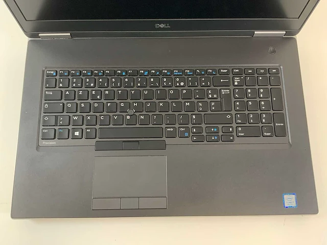 Dell precision 7740 18", core(tm) i7 9th gen, 64 gb ram, no hdd, nvidia quadro rtx 5000 mobile 16 gb laptop - afbeelding 4 van  7