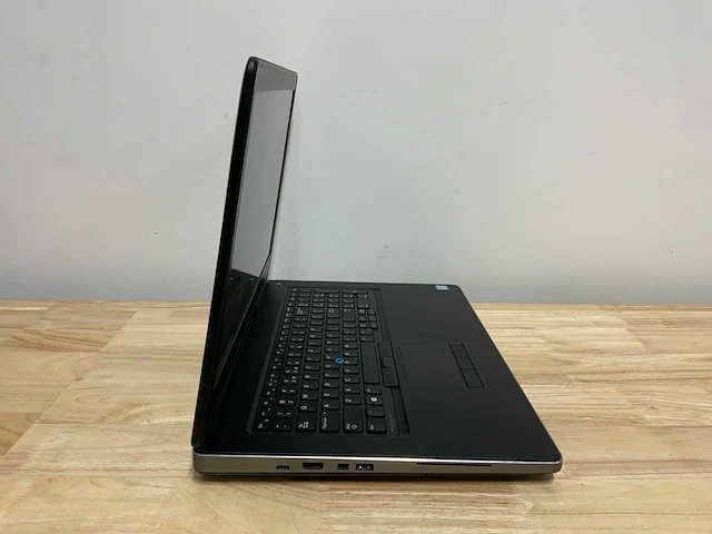 Dell precision workstation(xeon) laptop - afbeelding 4 van  8