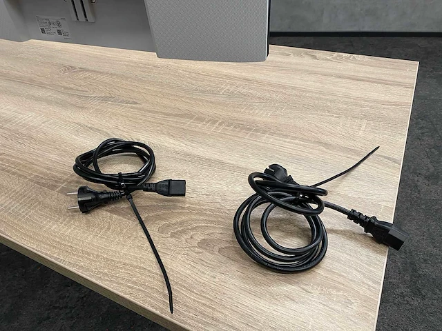 Dell s2421h - 24" monitoren op monitorarm - hdmi - afbeelding 3 van  16