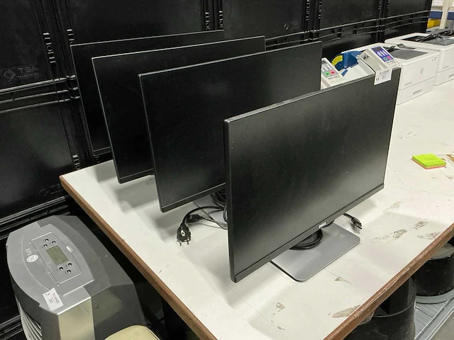 Dell u2414hb monitoren (4x) - afbeelding 1 van  7