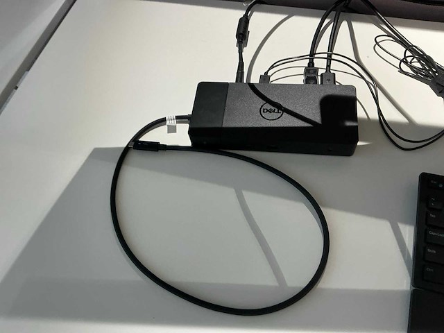 Dell u2415b monitor met dockingstation (8x) - afbeelding 3 van  12
