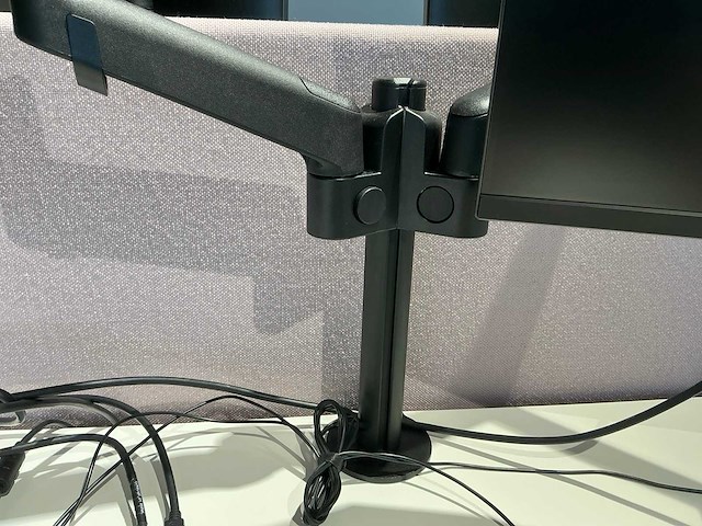 Dell u2415b monitor met dockingstation (8x) - afbeelding 8 van  12