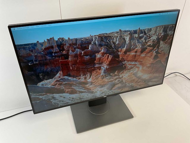 Dell (u2718q) 27”, 3840x2160 (uhd) ips monitor - afbeelding 1 van  5