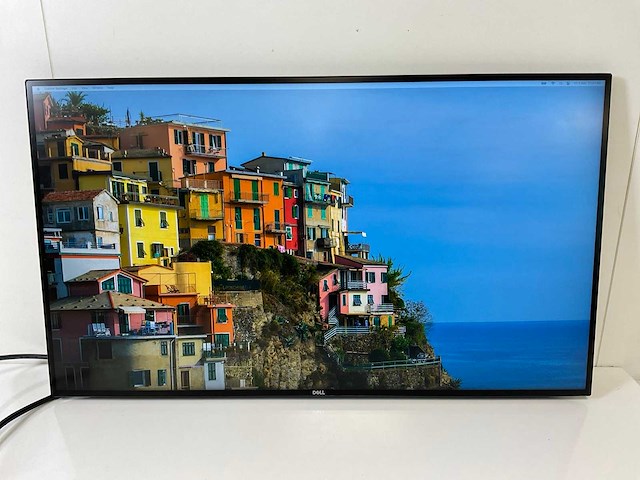 Dell (u2719d) 27”, 2560x1440 (qhd) ips monitor - afbeelding 1 van  6
