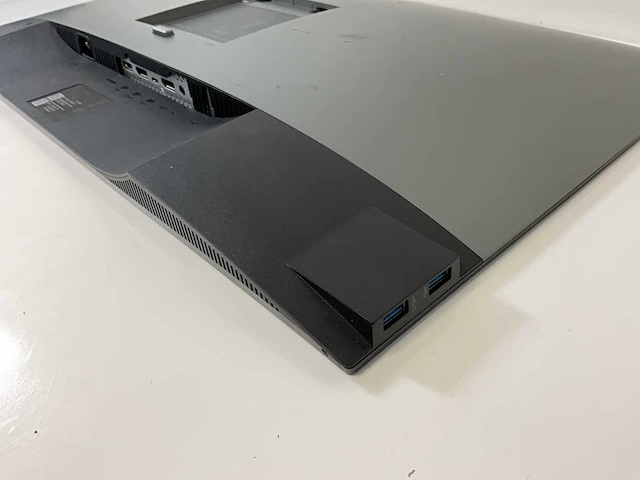 Dell (u2719dc) 27”, 2560x1440 (qhd) ips monitor - afbeelding 6 van  7