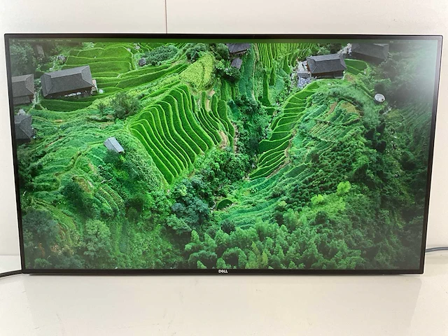 Dell (u2719dc) 27”, 2560x1440 (qhd) ips monitor - afbeelding 1 van  6
