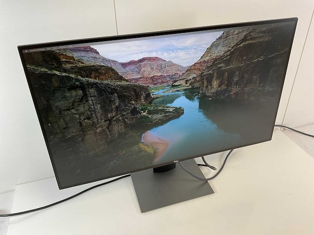 Dell (u2719dc) 27”, 2560x1440 (qhd) ips monitor - afbeelding 2 van  6