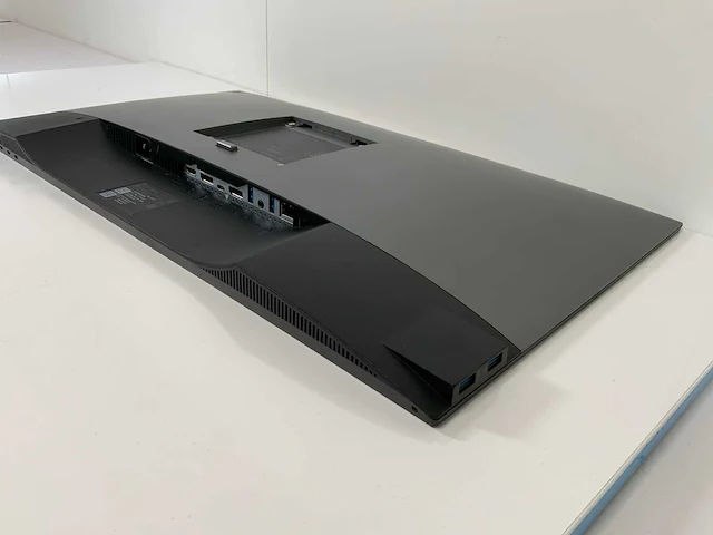 Dell (u2721de) 27”, 2560x1440 (qhd) ips monitor - afbeelding 6 van  7