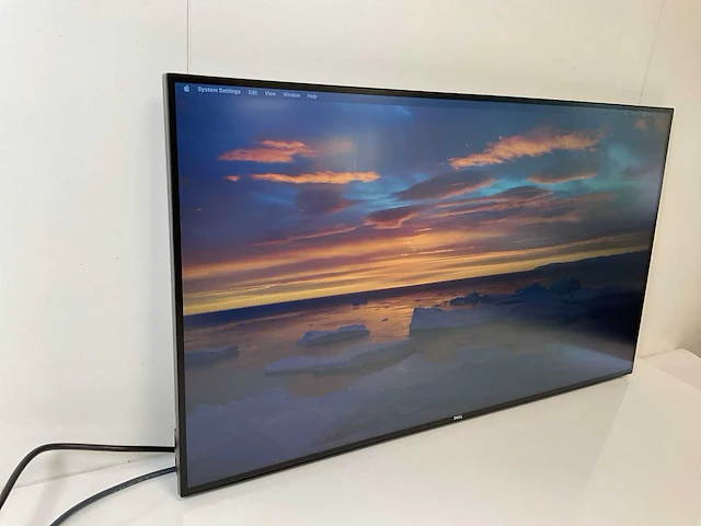 Dell (u3219q) 32”, 3840x2160 (uhd) ips monitor - afbeelding 3 van  7