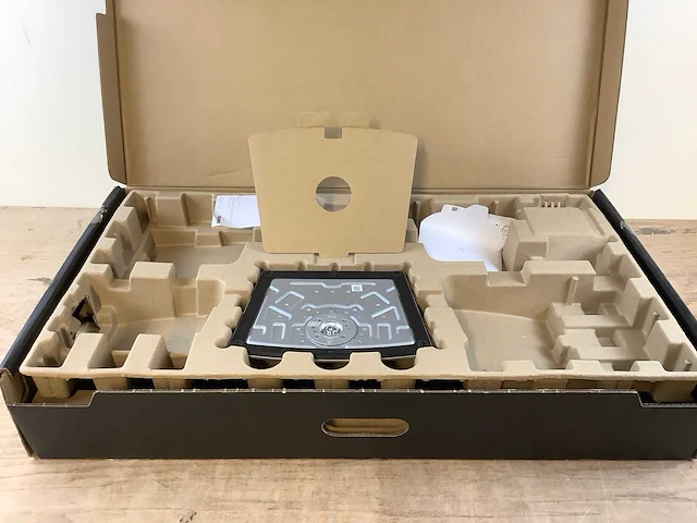 Dell ultrasharp u3225qe monitor - afbeelding 4 van  5