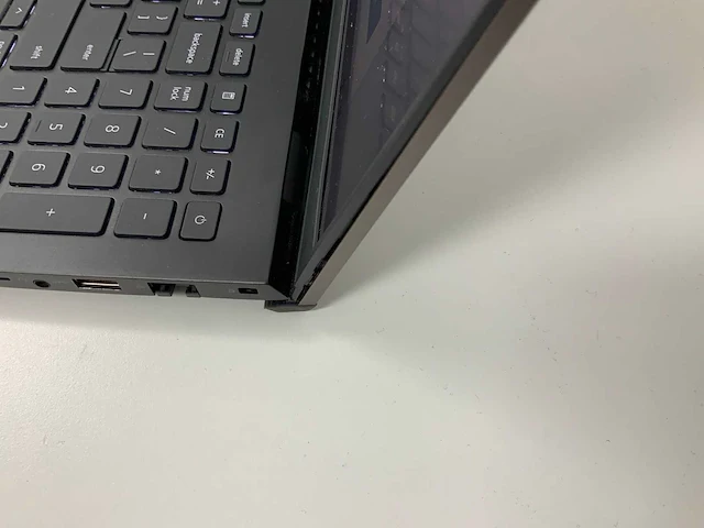 Dell vostro 15 5501 laptop - afbeelding 2 van  4