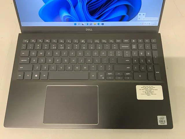 Dell vostro 15 5501 laptop - afbeelding 3 van  8