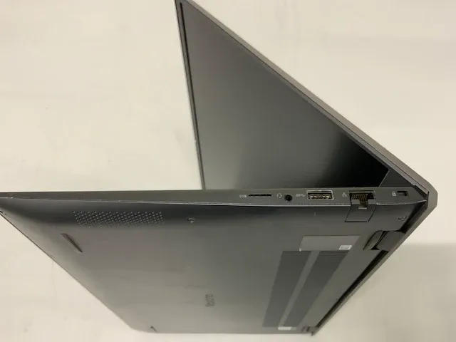Dell vostro 15 5501 laptop - afbeelding 6 van  8
