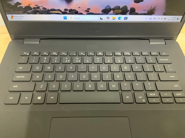 Dell vostro 3400(i5-gen11) laptop - afbeelding 2 van  8