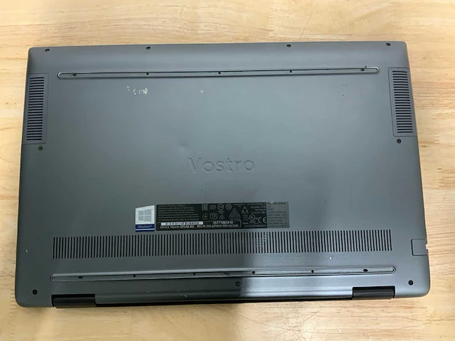 Dell vostro 5590 laptop - afbeelding 8 van  8