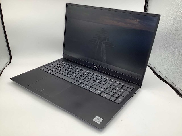 Dell vostro 5590 laptop - afbeelding 4 van  8