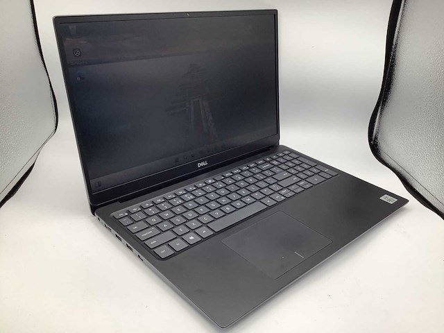 Dell vostro 5590 laptop - afbeelding 3 van  8