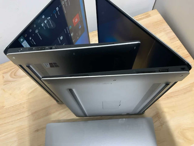 Dell xps 13 - 3950 laptop (3x) - afbeelding 13 van  14